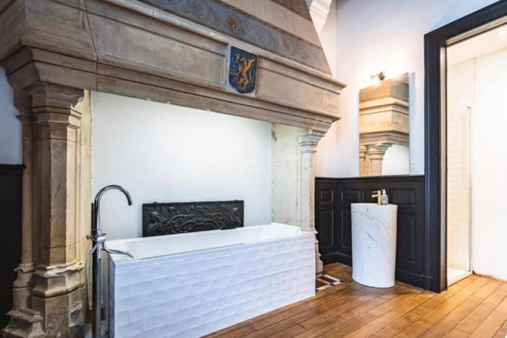 Fire, Appartement Vue Cathedrale 랭스 외부 사진